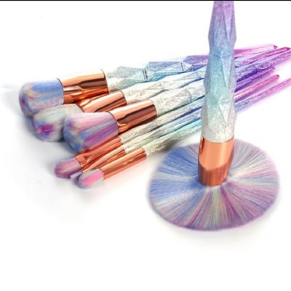 1 day sale! 5🌟Rated Rainbow Makeup Brushes 7 pcs - Picture 2 of 4